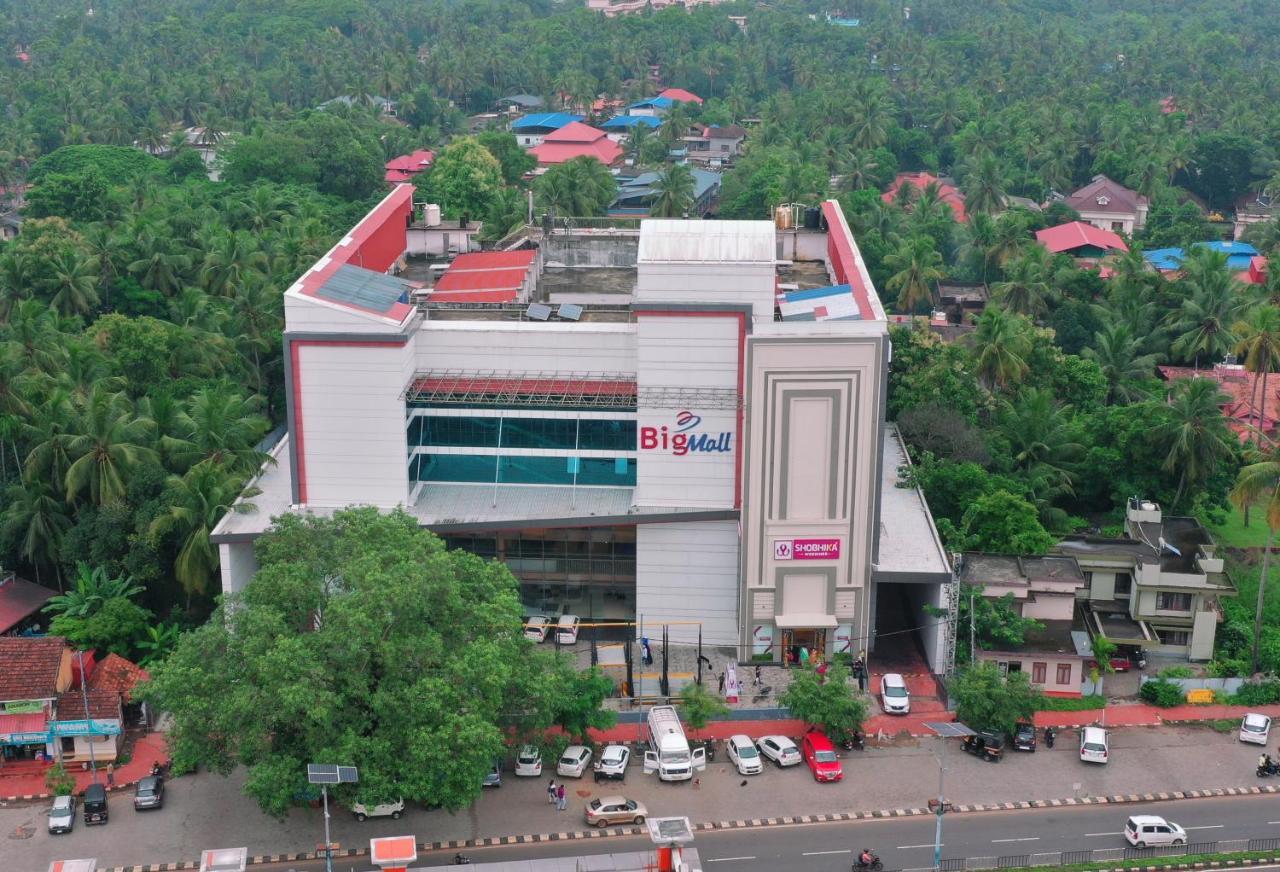 Bigmall Residency Hotel Kannangad Buitenkant foto