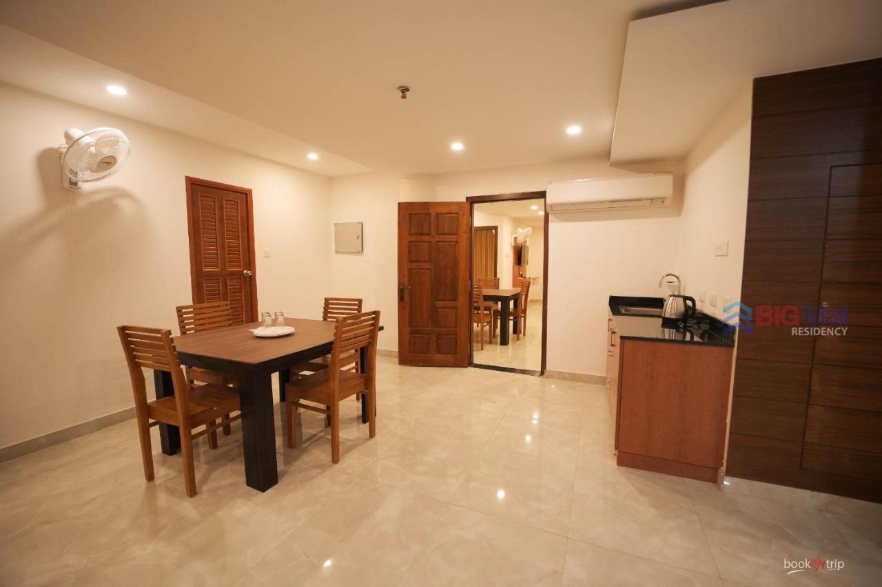 Bigmall Residency Hotel Kannangad Buitenkant foto