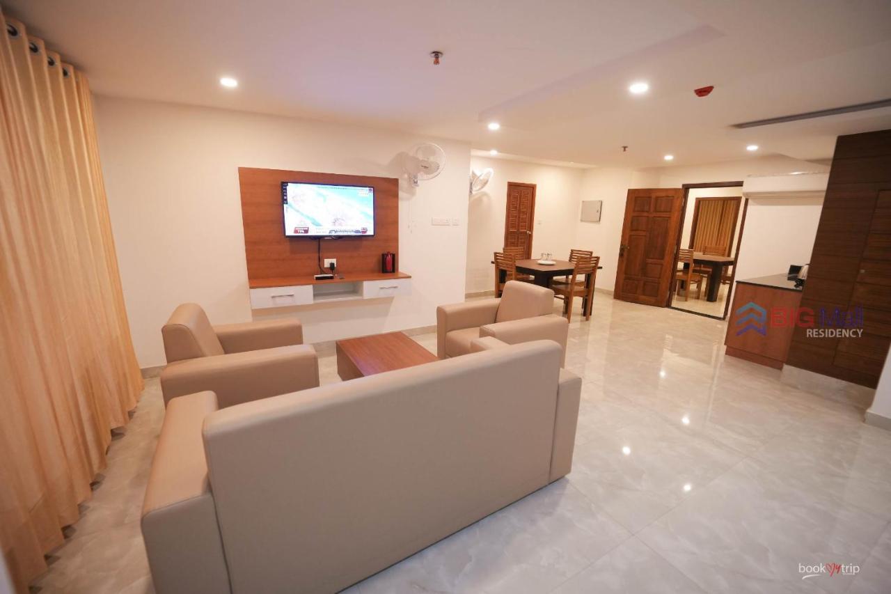 Bigmall Residency Hotel Kannangad Buitenkant foto