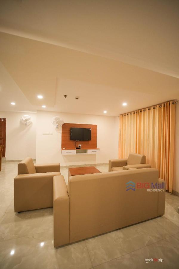 Bigmall Residency Hotel Kannangad Buitenkant foto