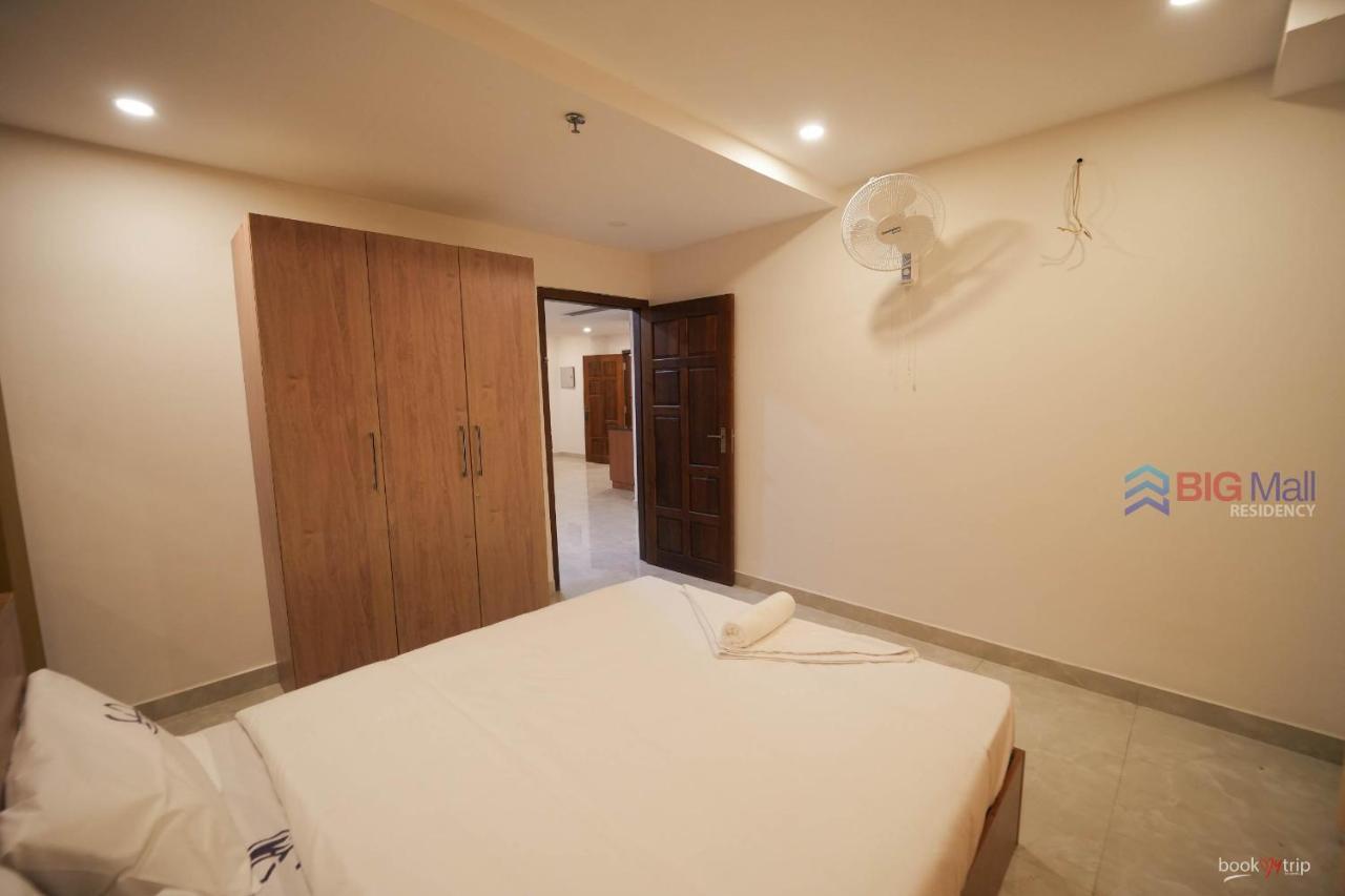 Bigmall Residency Hotel Kannangad Buitenkant foto