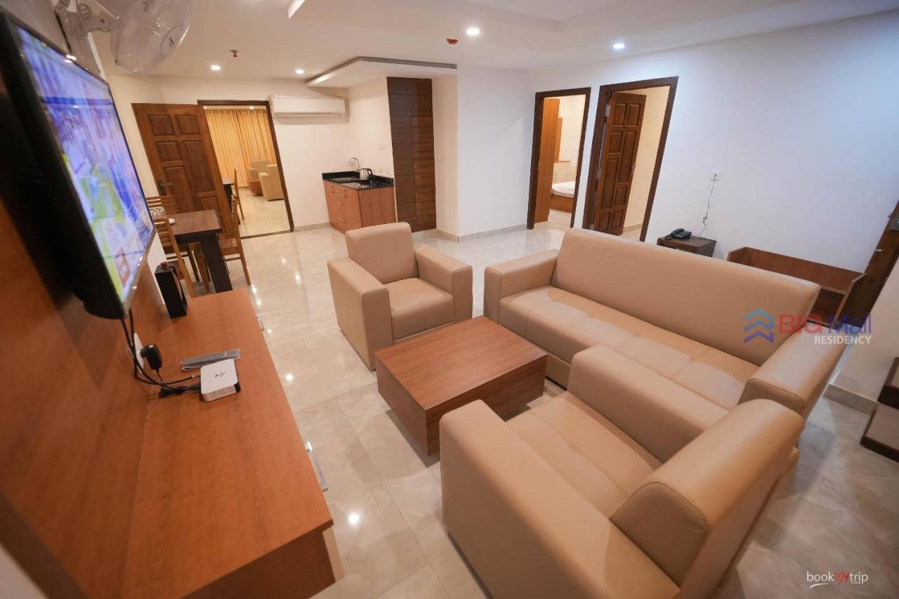 Bigmall Residency Hotel Kannangad Buitenkant foto